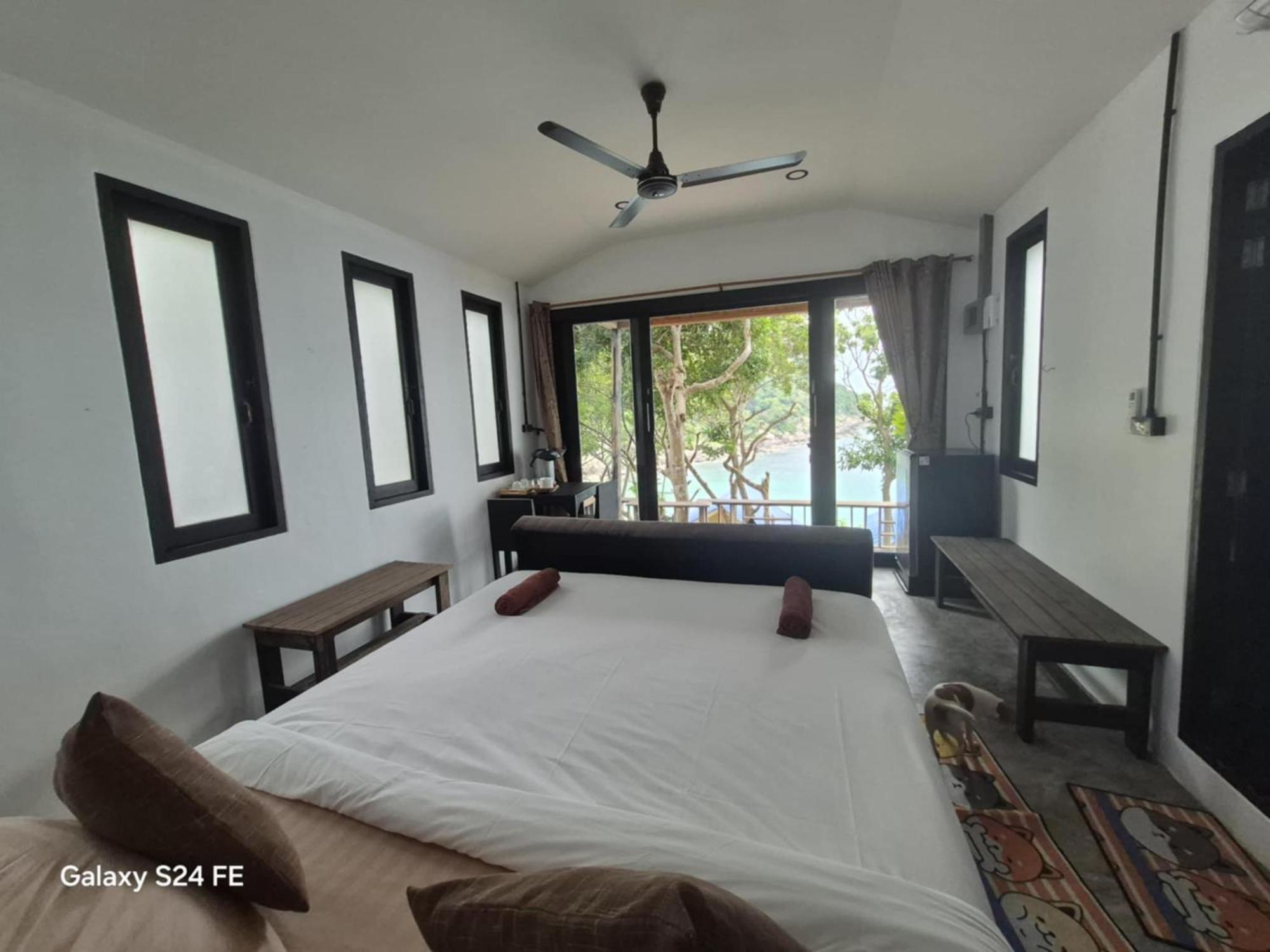 Chabalay Resort Ko Tao Buitenkant foto